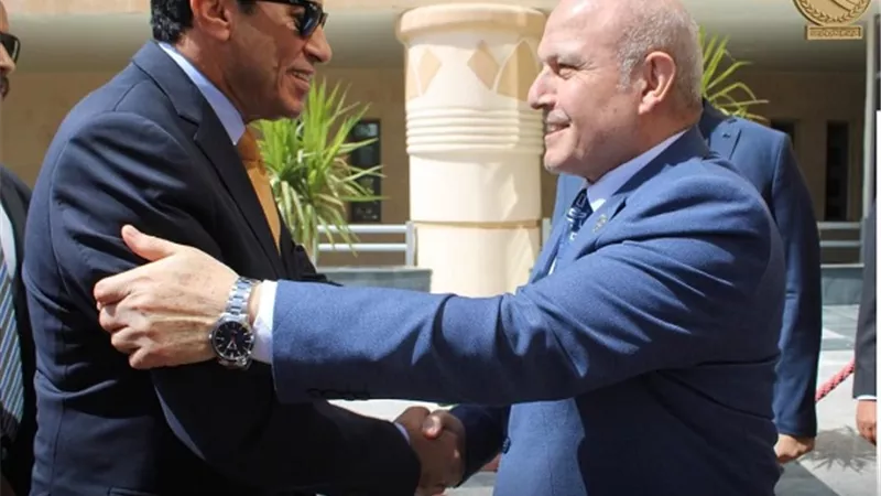 وزير الرياضة يهنئ رئيس هيئة النيابة الإدارية بمنصبه الرفيع