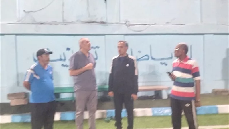 وكيل وزارة الشباب والرياضة يفاجئ مركز شباب مدينة قنا