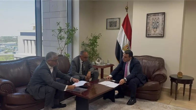 التمثيل التجاري يعقد اجتماع مع رئيس الجانب المصري