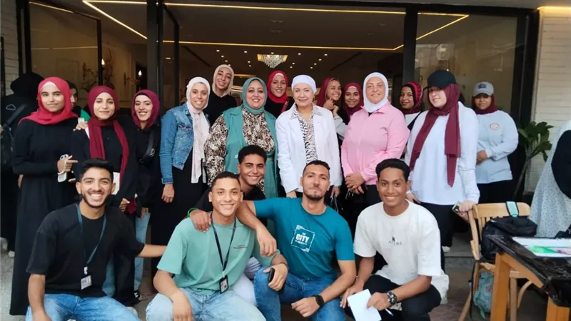 كلية التربية للطفولة المبكرة تستقبل طلابها الجدد لاستكمال إجراءات القيد