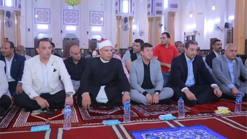 محافظ دمياط يشهد إحتفال الأوقاف بالمولد النبوي الشريف
