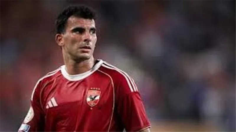مهاجم الأهلي السابق ينتقد زيزو
