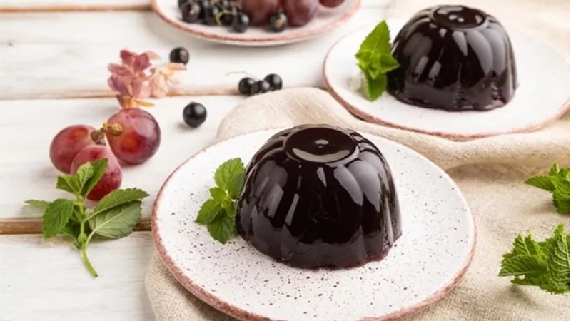 حلى الجيلي بالقهوة .. مذاق منعش بلمسة كافيين