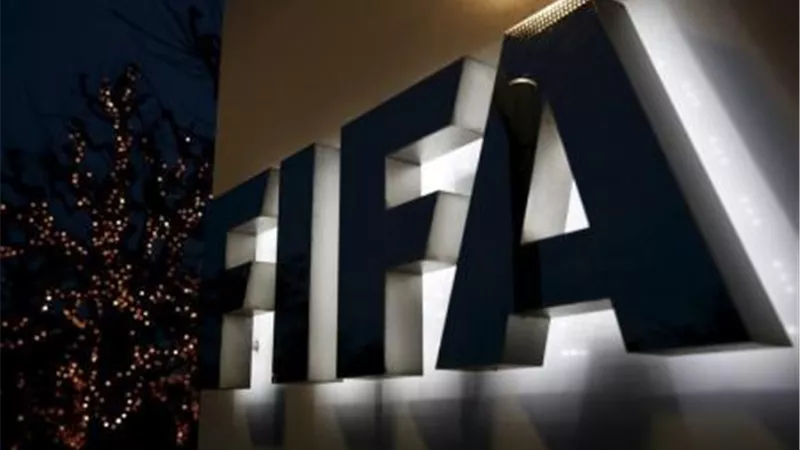 الفيفا : الصفقات الصيفية تسجل رقما قياسيا وصل 9,76 مليار دولار