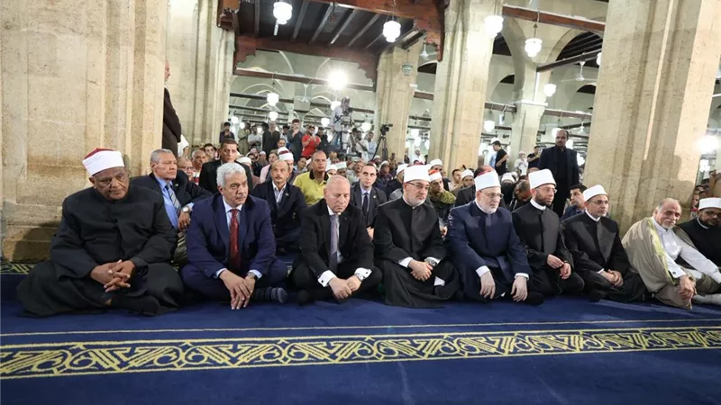 الأزهر يحتفي بذكرى المولد النبوي بحضور قيادات دينية وسياسية