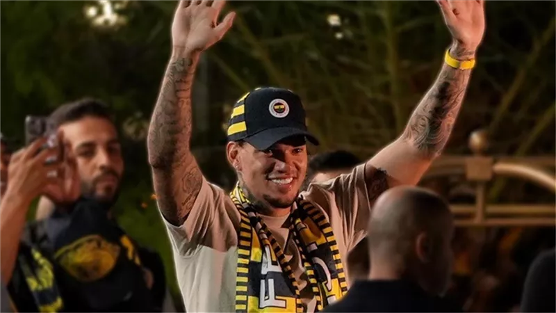 إيدرسون لجماهير مانشستر سيتى بعد رحيله : انتم فى قلبى للأبد