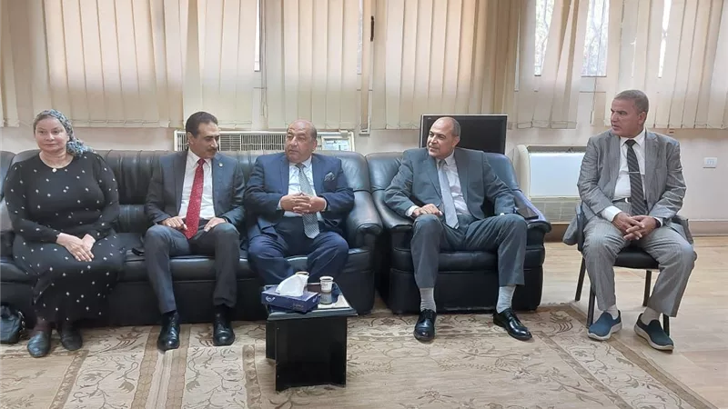آثار القاهرة تنظم أول مؤتمر علمى لشباب الباحثين