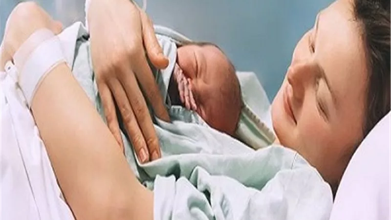 5 مخاطر تهدد النساء بسبب الولادة القيصرية.. متحدث الصحة يحذر