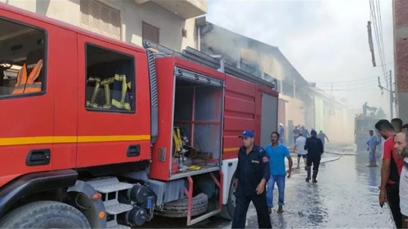 السيطرة على حريق اندلع داخل مدرسة لغات بالتجمع الأول