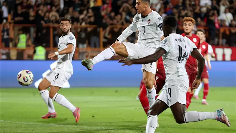 شاهد ملخص مباراة أرمينيا والبرتغال في تصفيات أوروبا لكأس العالم