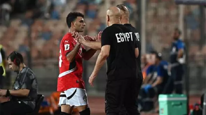 سيف زاهر يستعرض لقطات لمصافحة حسام حسن وزيزو بعد تبديله .. شاهد