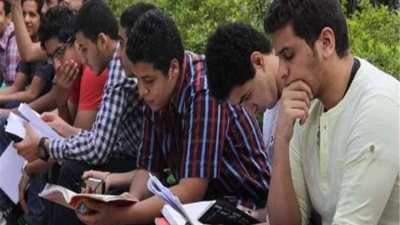 فرصة أخيرة..مد فترة تسجيل رغبات طلاب المرحلة الثالثة