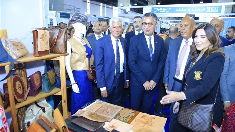 وزير التموين يفتتح المعرض الرئيسي 