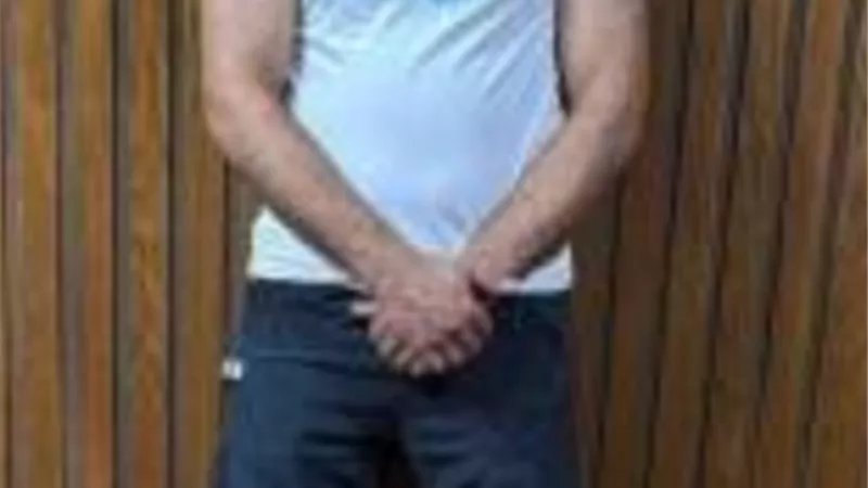 ضبط سائق توك توك تعدى على عاطل بسلاح أبيض لخلاف على أولوية المرور