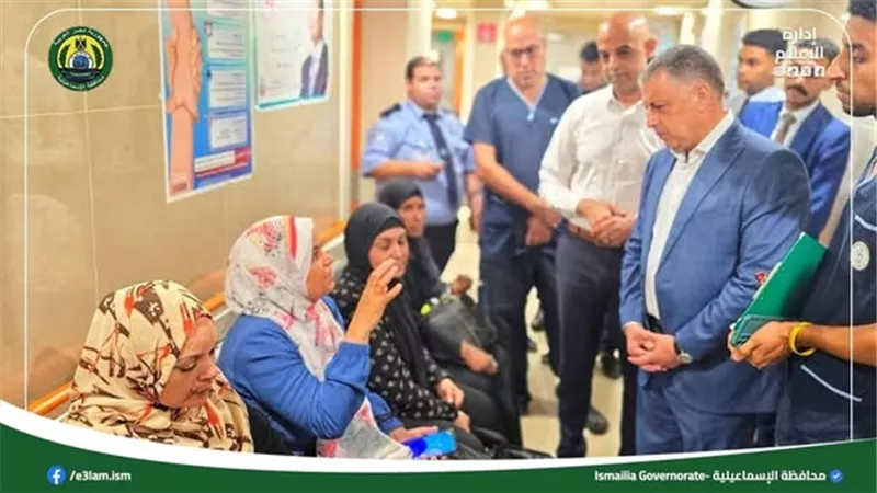 محافظ الإسماعيلية يتفقد المجمع الطبي ويستعرض مطالب المرضى..صور