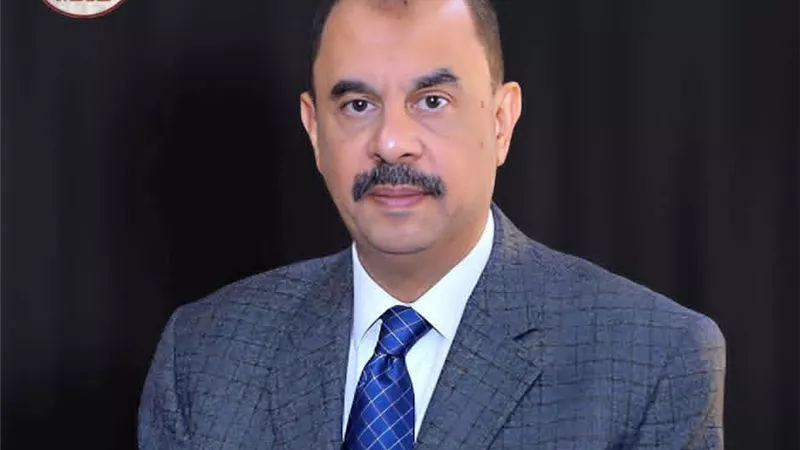 وحدتي إنتاج ملابس وتصنيع الورق بمجمع عرب بني واصل الصناعي بسوهاج