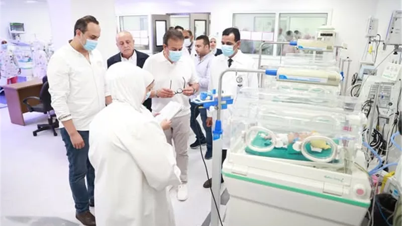 وزير الصحة ومحافظ الأقصر يتفقدان منشآت طبية بالمحافظة