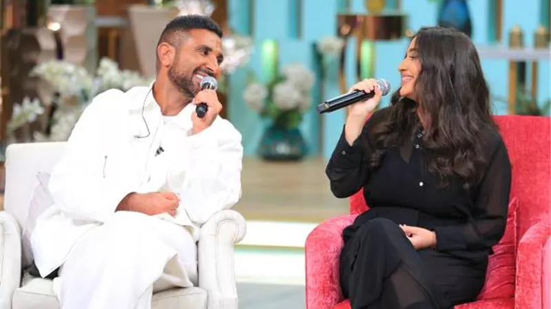 مفاجآت استثنائية وأغاني حصرية في لقاء أحمد سعد مع منى الشاذلي
