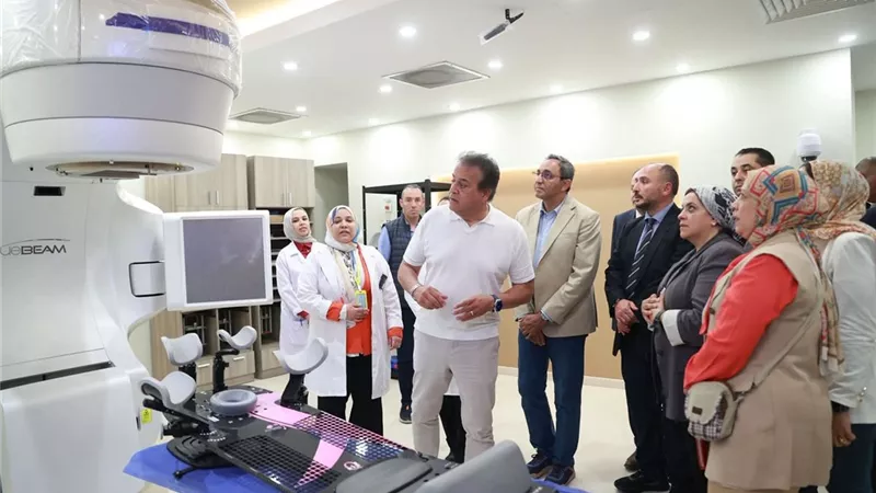 وزير الصحة يوجه بإنشاء وحدة زراعة نخاع ومستشفى صحة نفسية في قنا