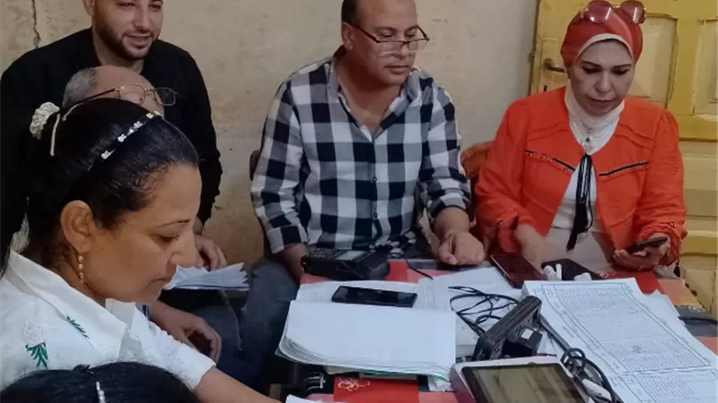 لجنة من زراعة المنيا لمتابعة توزيع الأسمدة على المزارعين