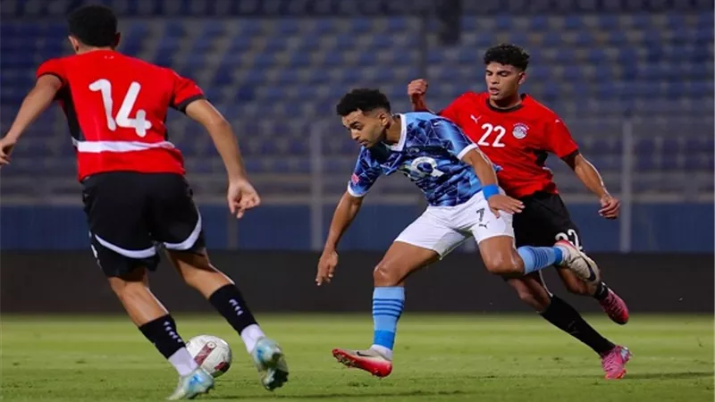استعدادا لأوكلاند سيتى .. أوباما يقود بيراميدز للفوز على منتخب الشباب