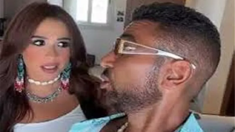 بـ أغنية 