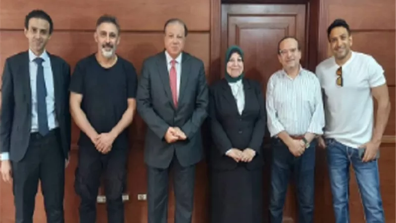 الشاعر تامر حسين يكشف مفاجأة عن حقوق المؤلفين والملحنين