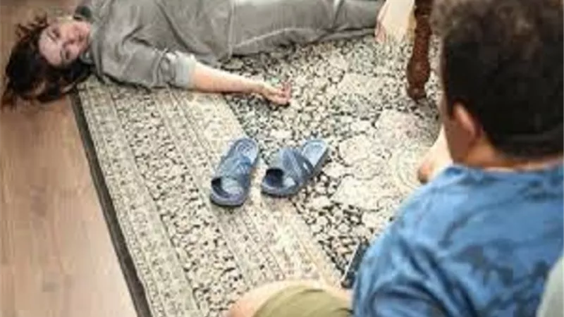 جلال يعتدي على زوجته والوكيل يضحي بـ ورد فى حكاية جديدة