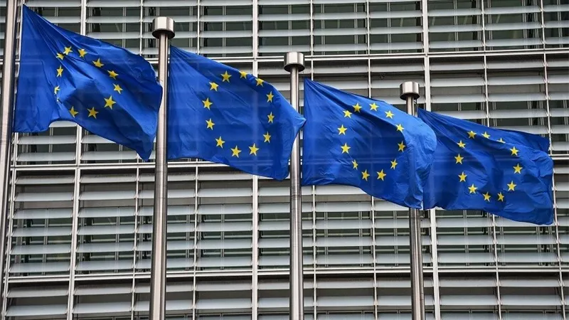 قفزة في طلبات لجوء الأوكرانيين داخل أوروبا 2025