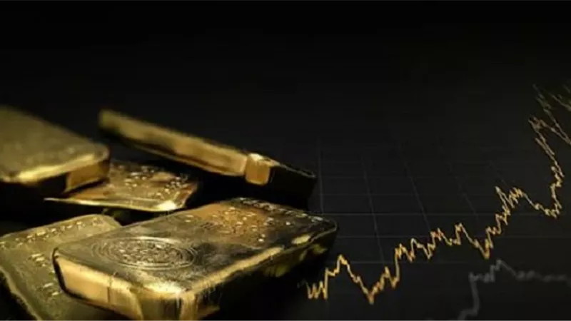 رقم قياسي جديد للذهب.. والدولار يترنّح