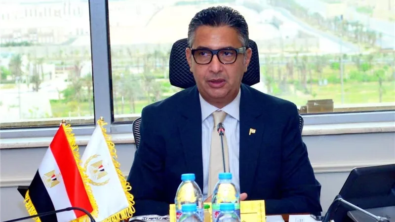 وزير التموين يعتمد حركة تنقلات شملت 14 قيادة بمديريات 11 محافظة