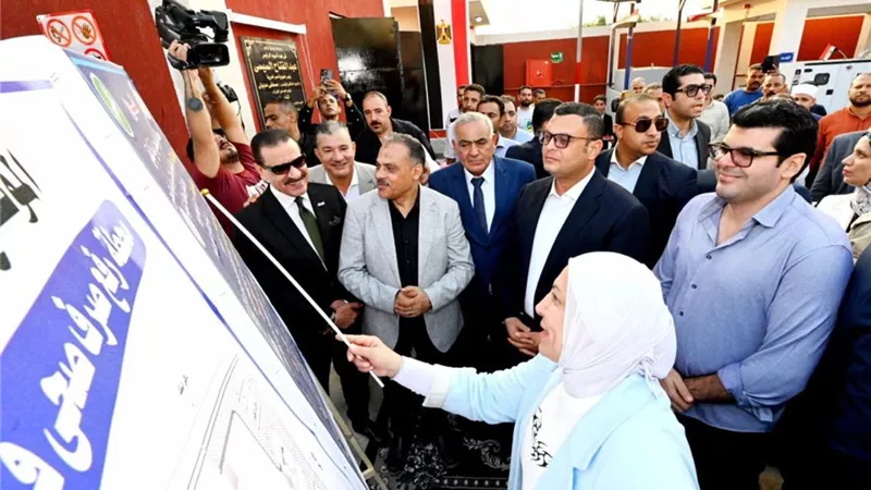 وزير الإسكان ومحافظ الشرقية يفتتحان محطة رفع صرف الصحي البقلي