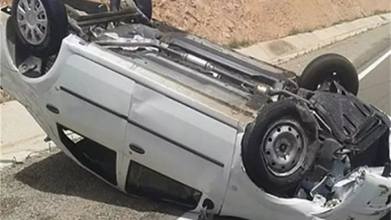 إصابة 5 بينهم طفلان في انقلاب سيارة بالإسماعيلية