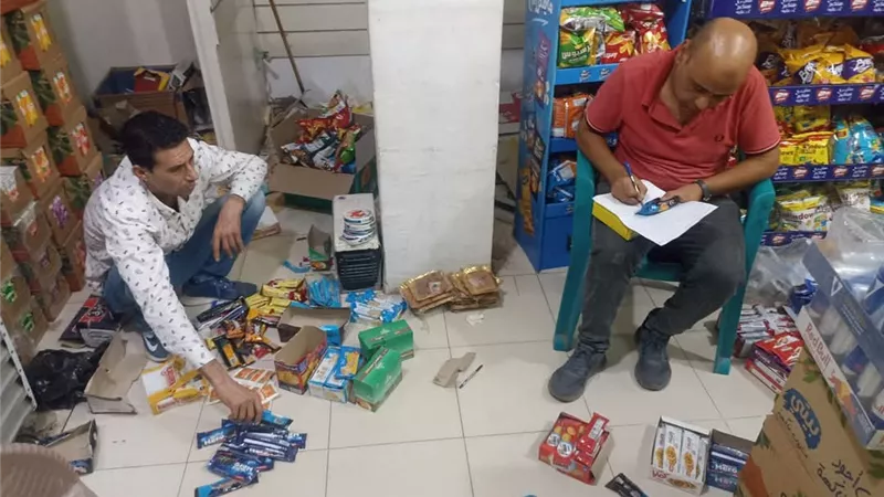 اعدام 272 كجم و 113 لتر اغذية ومشروبات فاسدة بطور سيناء
