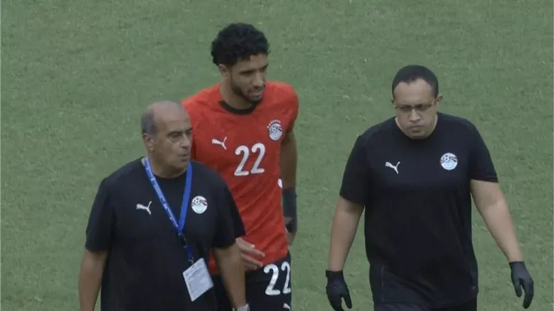 كدمة في الركبة.. طبيب منتخب مصر يكشف تفاصيل إصابة مرموش