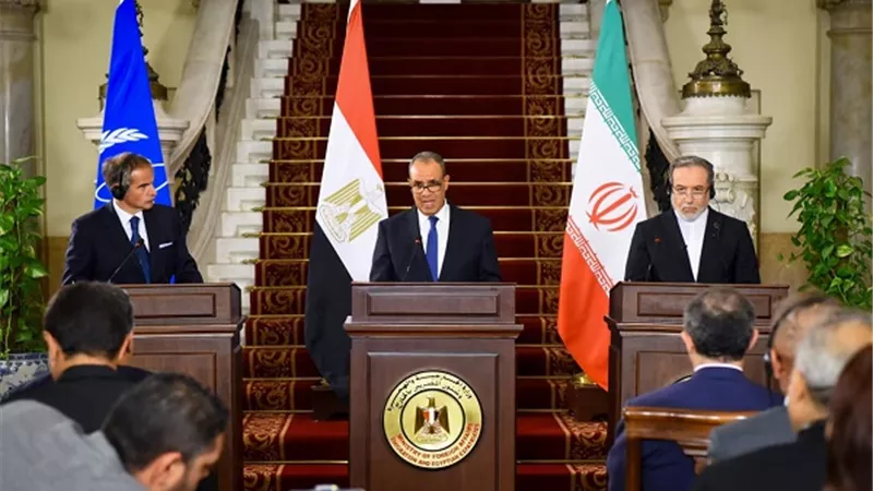 القاهرة تستضيف اجتماعا ثلاثيا بين وزيرى الخارجية المصرى والايرانى