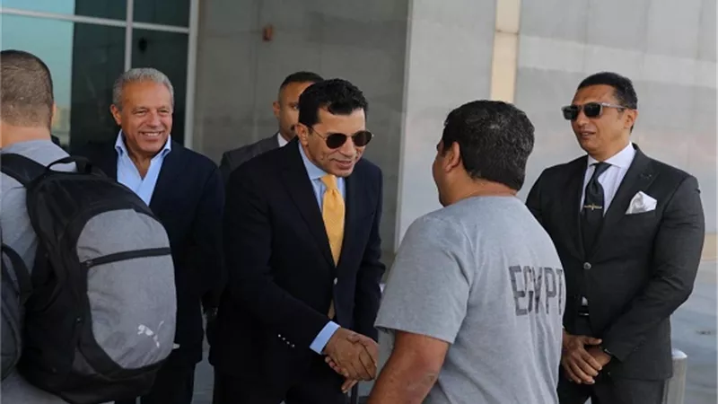 وزير الرياضة يستقبل بعثة منتخب مصر بعد العودة من بوركينا فاسو