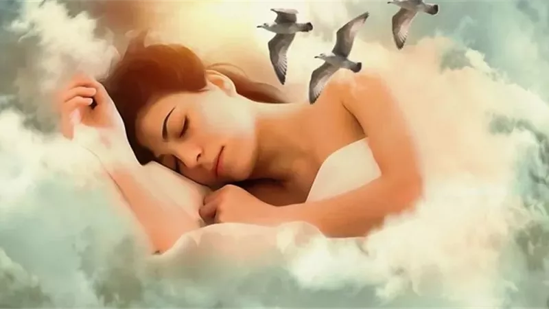 أحلام واضحة بعد القهوة .. العلاقة الخفية بين الكافيين ومرحلة REM