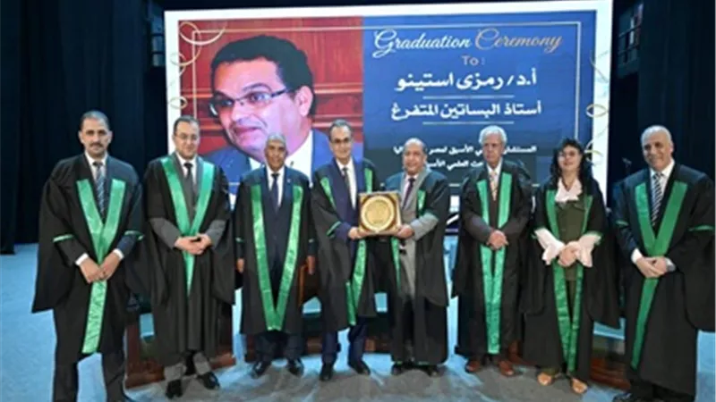 كلية الزراعة بجامعة القاهرة تحتفل بتخريج دفعة جديدة