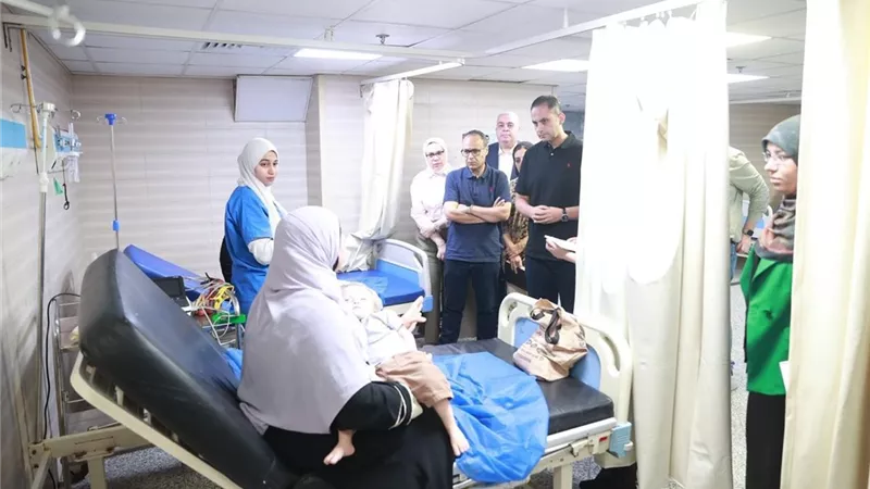 نائب وزير الصحة يجري جولة مفاجئة لمستشفي الصدر بالمنيا