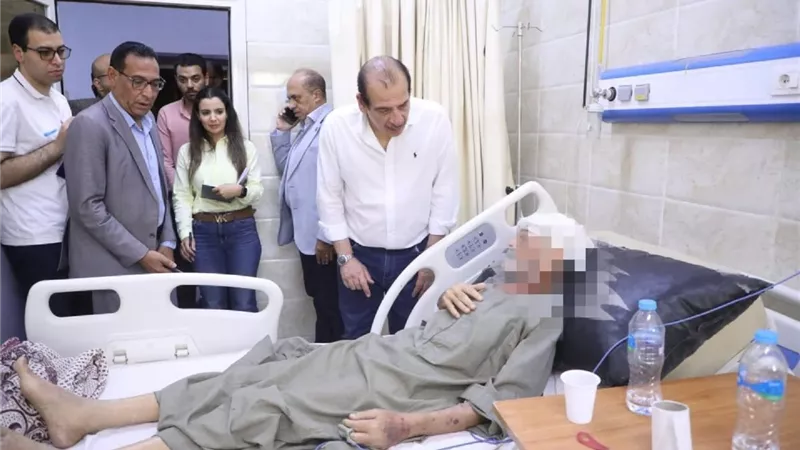 نائب وزير الصحة يتفقد مستشفي الخارجة التخصصي لتعزيز الخدمات الصحية