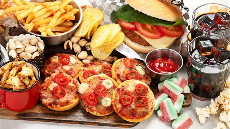 دراسة تحذر من أضرار هذه الأطعمة على صحة الرجال