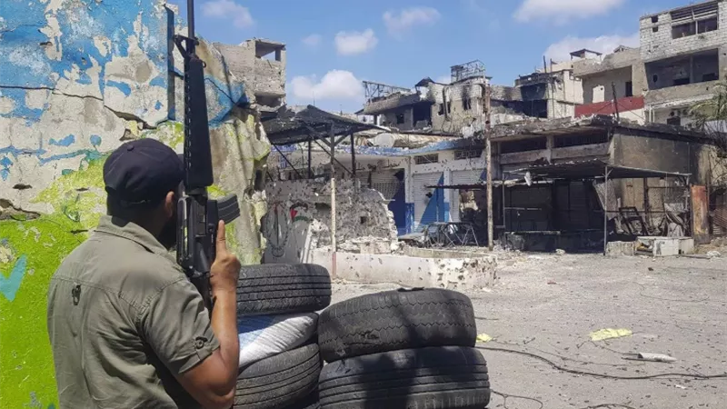 لجنة الحوار اللبناني الفلسطيني:تسليم السلاح بمخيمي البداوي وعين الحلوة
