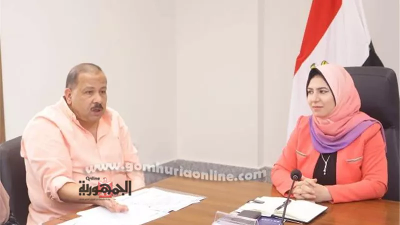 نائب محافظ دمياط تبحث إستكمال مشروعات مياه الشرب والصرف الصحي