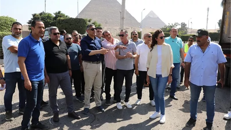 محافظ الجيزة يتفقدمشروعات تطويرالطرق المؤدية للمتحف المصري الكبير