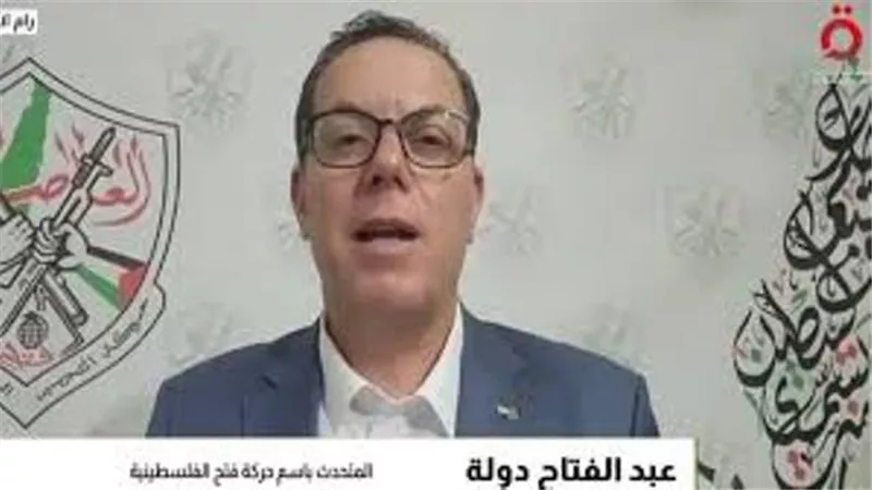 فتح تدعو العالم لإجبار إسرائيل على الالتزام بالقرارات الدولية