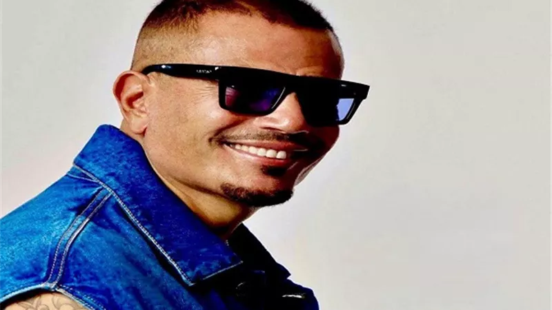 عمرو دياب يتصدر ترشيحات جوائز الموسيقى الإفريقية AFRIMA