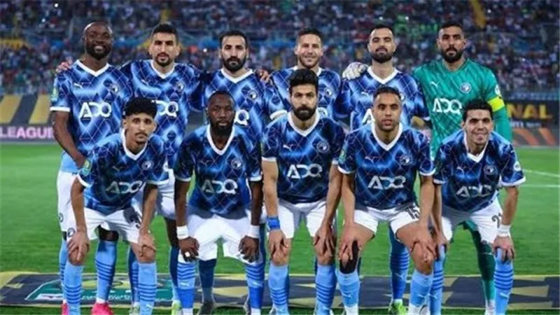 فيفا يعلن طاقم تحكيم مباراة بيراميدز وأوكلاند في كأس الإنتركونتيننتال