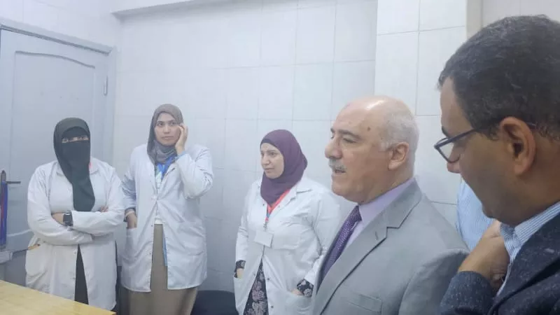 وكيل وزارة الصحة بالقليوبية يتفقد الوحدة الصحية بميت راضي