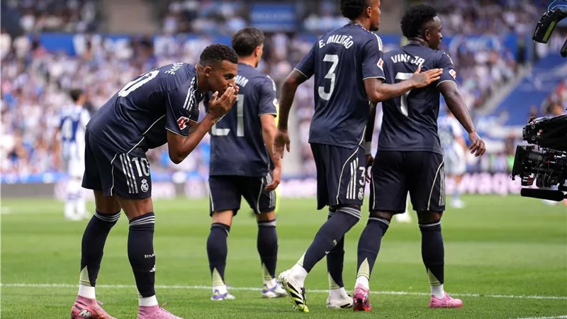 رجل مباراة ريال مدريد وريال سوسيداد في الدوري الإسباني